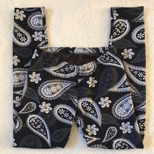 Just Cozy | Navy Paisley Comfy Leggings One Size Fits Most 4-12